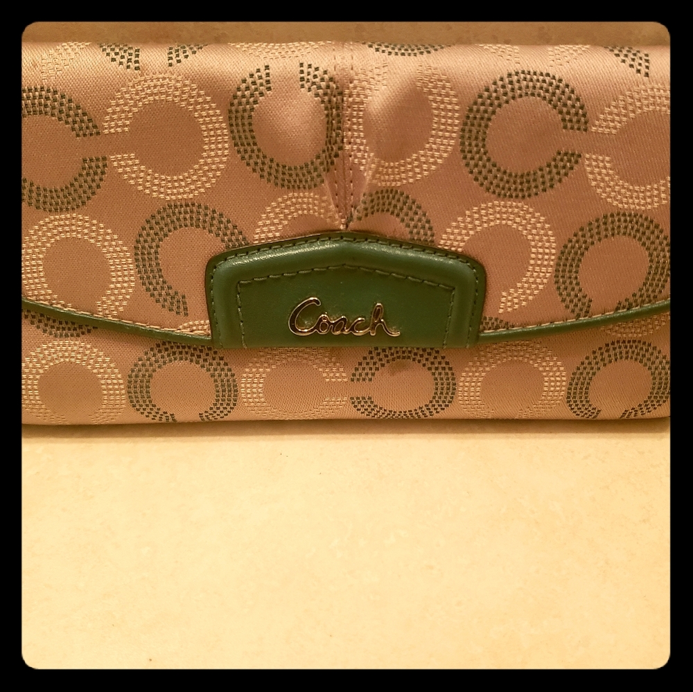Coach optic dotted Ashley wallet
